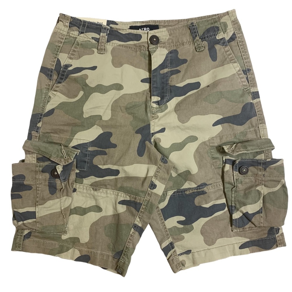 AERO Camouflage Stretch Cargo Shorts Men Size 28W NWT Inseam 9.5”